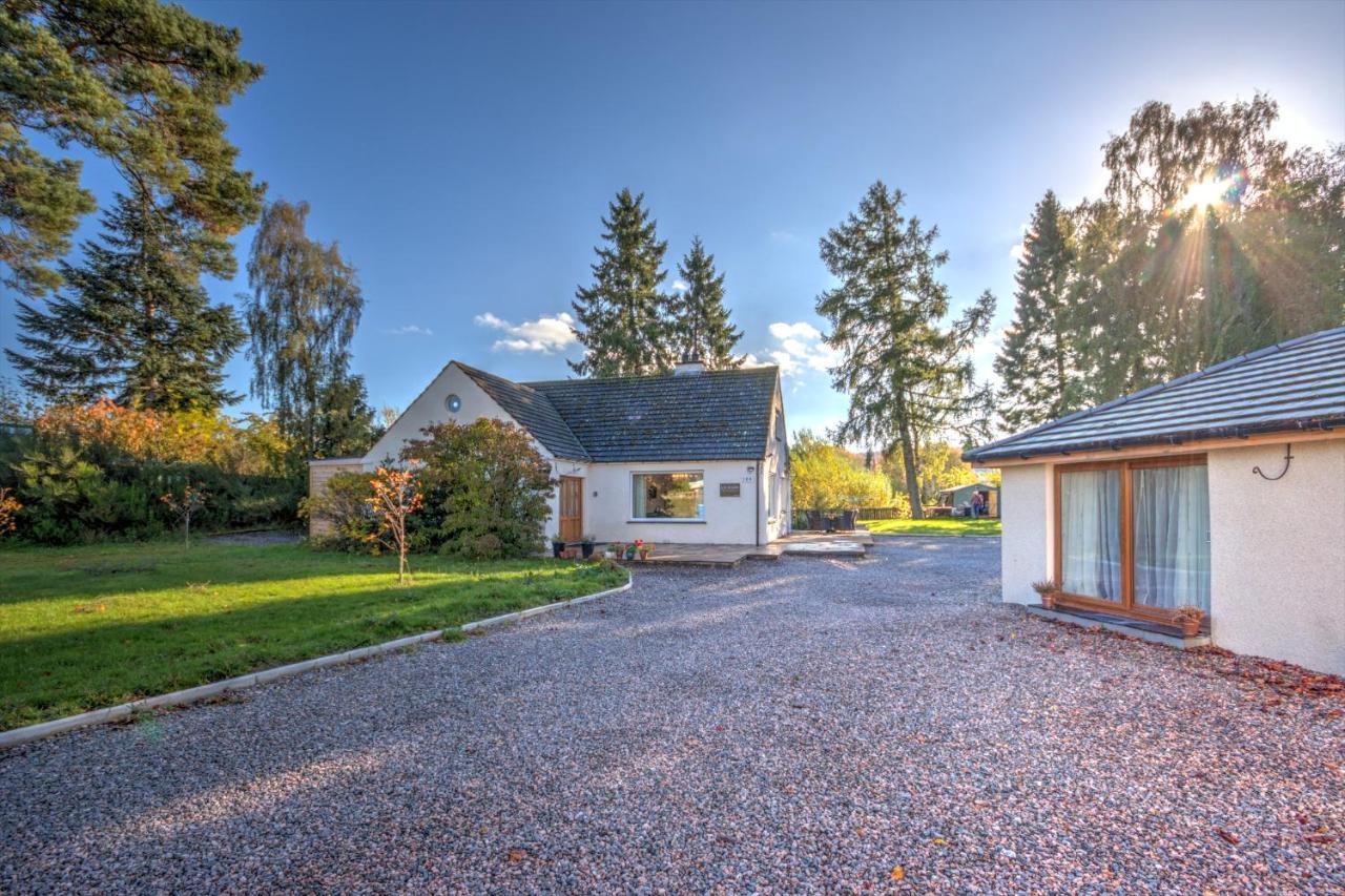 Charming 1-Bed Cottage In Inverness Eksteriør billede